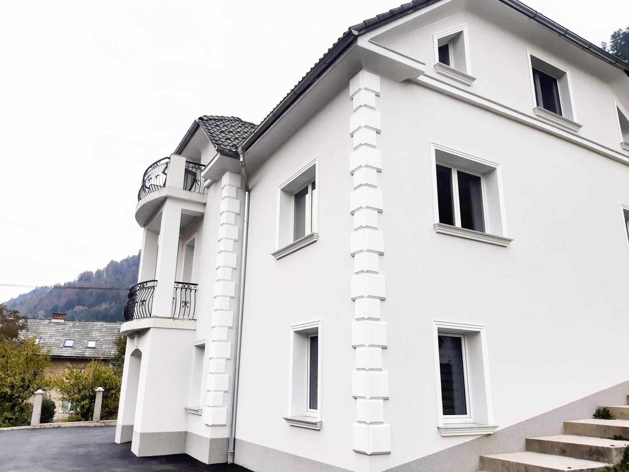 Villa Hillside Apartment ゴレンスカ地方 エクステリア 写真